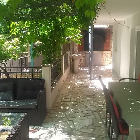 Apartamento Pavlic 2 Omiš Exterior foto