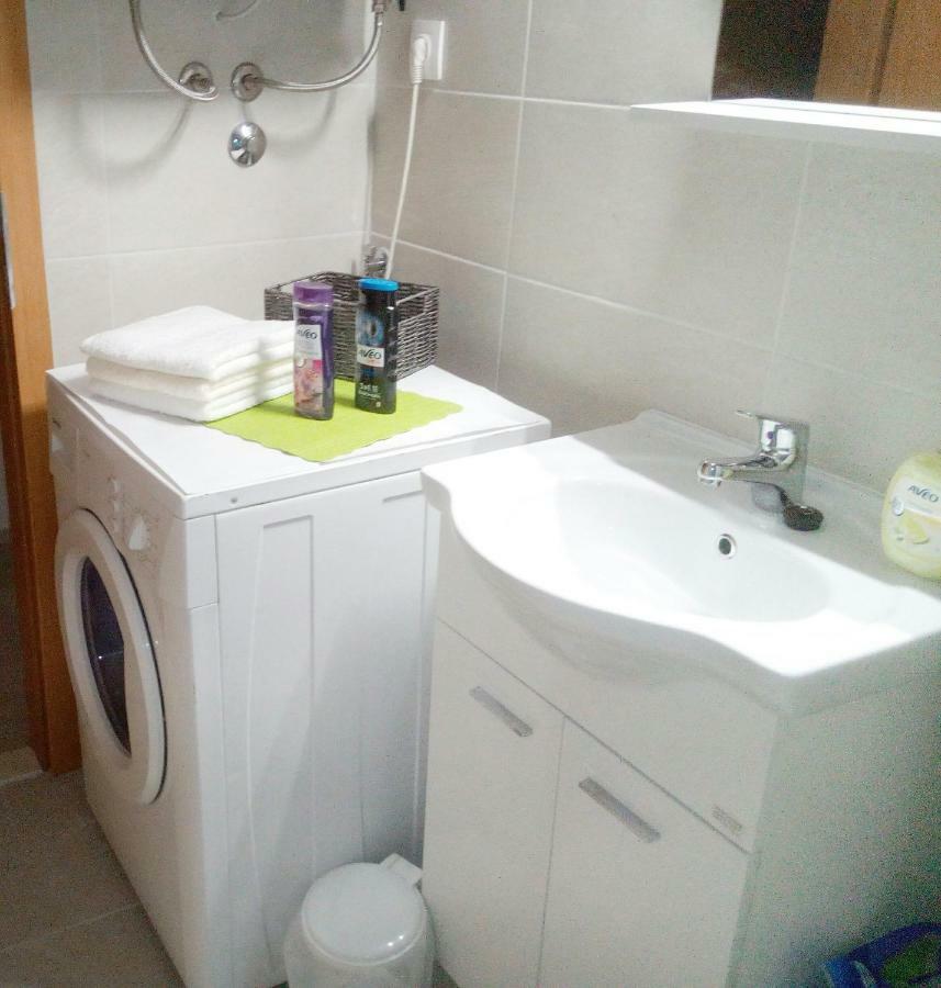 Apartamento Pavlic 2 Omiš Exterior foto