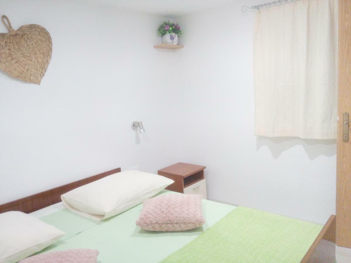 Apartamento Pavlic 2 Omiš Exterior foto