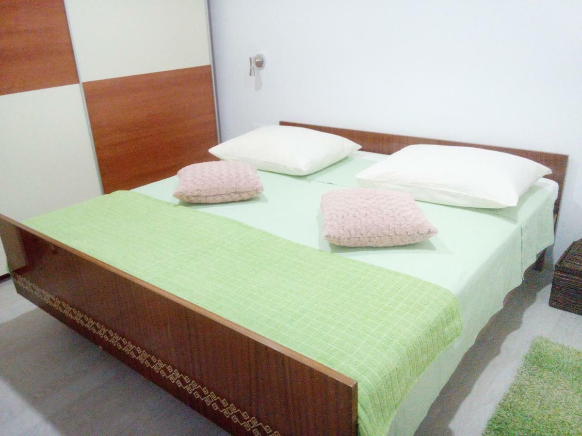 Apartamento Pavlic 2 Omiš Exterior foto